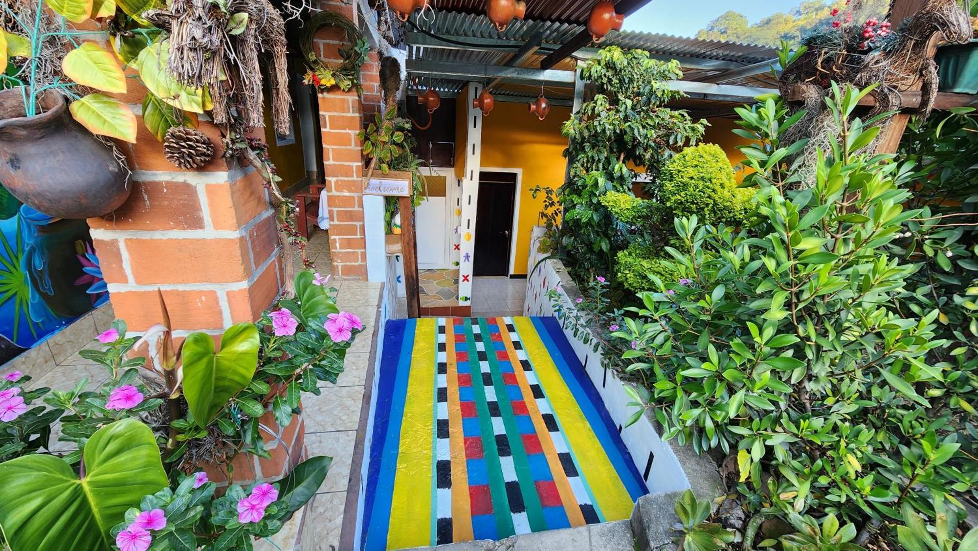 Posada Woochooch San Juan La Laguna Dış mekan fotoğraf